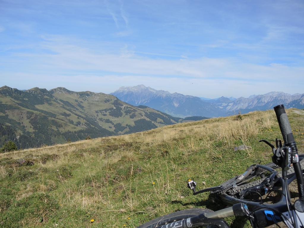 Haus Dachstein Schnitzer Hotel Eben Im Pongau Eksteriør billede