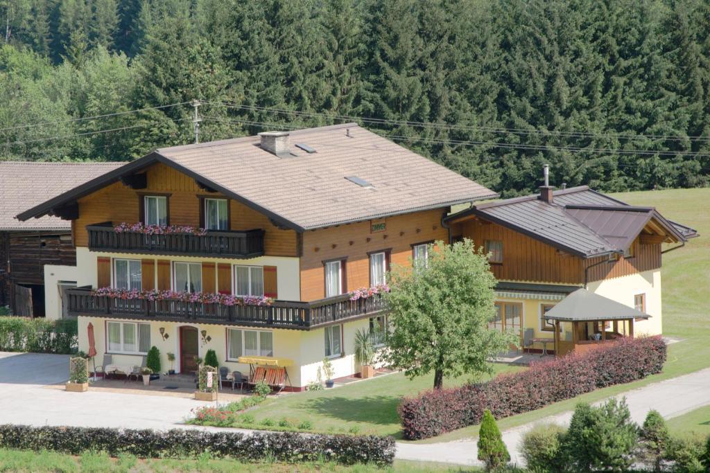 Haus Dachstein Schnitzer Hotel Eben Im Pongau Eksteriør billede